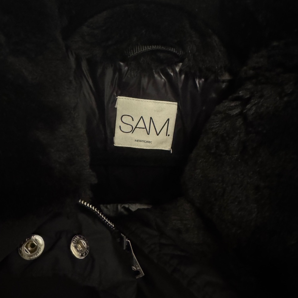 SAM. Women's Classic Black Puffer Jacket - Picture 7 of 10